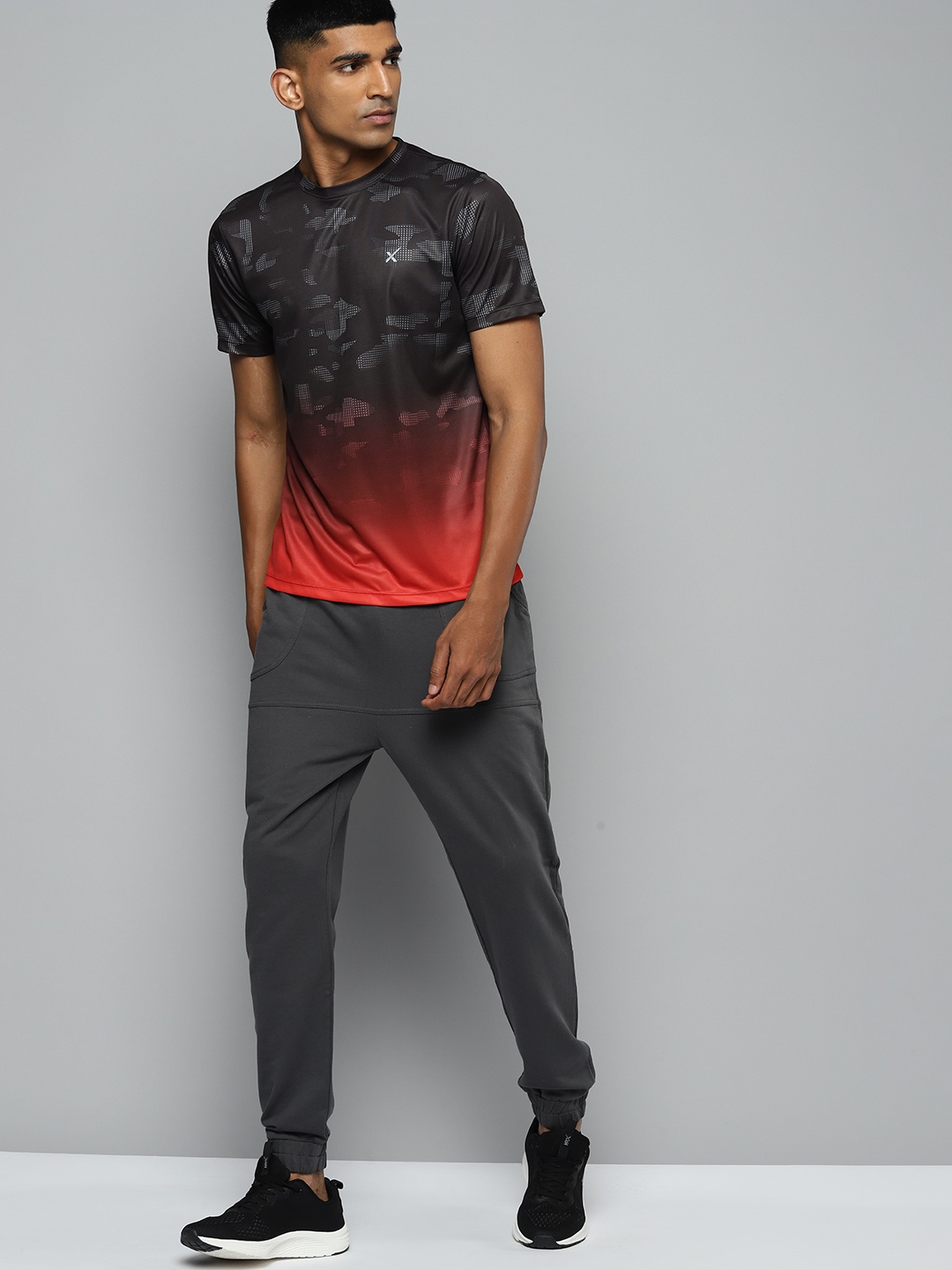 

HRX by Hrithik Roshan Printed Colourblocked Running T-shirt, Red