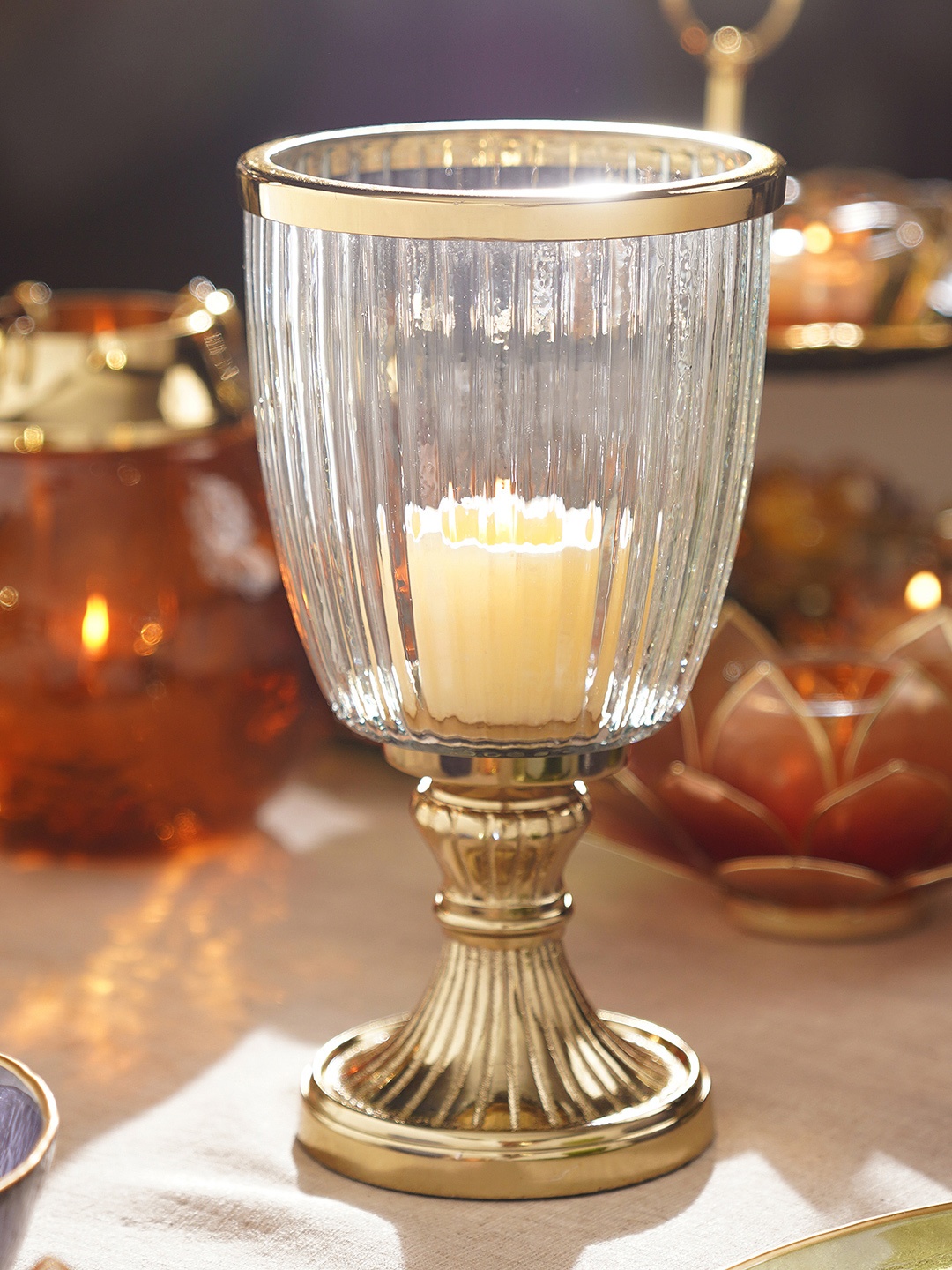 

Pure Home and Living Gold-Toned Textured Glass Hurricane