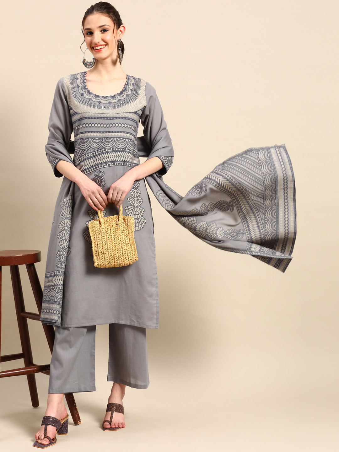 

Sangria Women Grey Ethnic Motifs Printed Kurta with Palazzos & With Dupatta