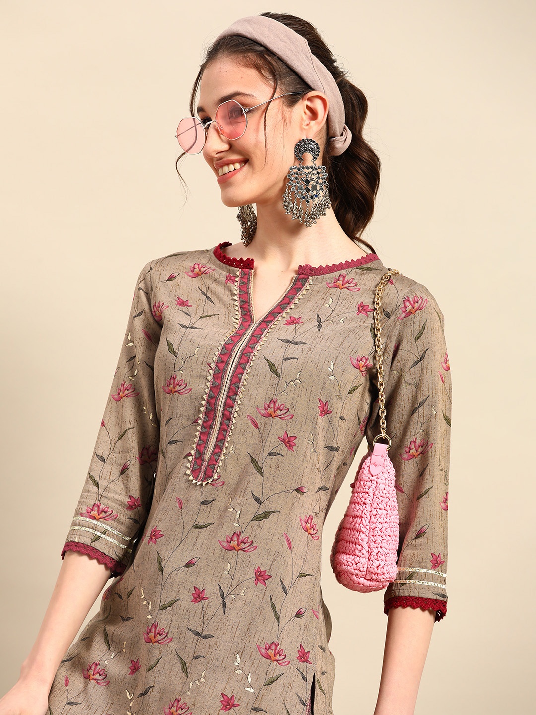 

Sangria Women Floral Printed Gotta Patti Kurta With Trousers, Taupe