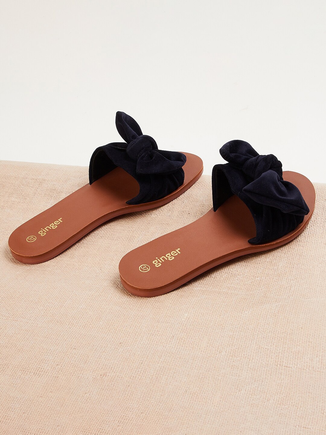 

Ginger by Lifestyle Women Fabric Open Toe Flats With Bows, Navy blue