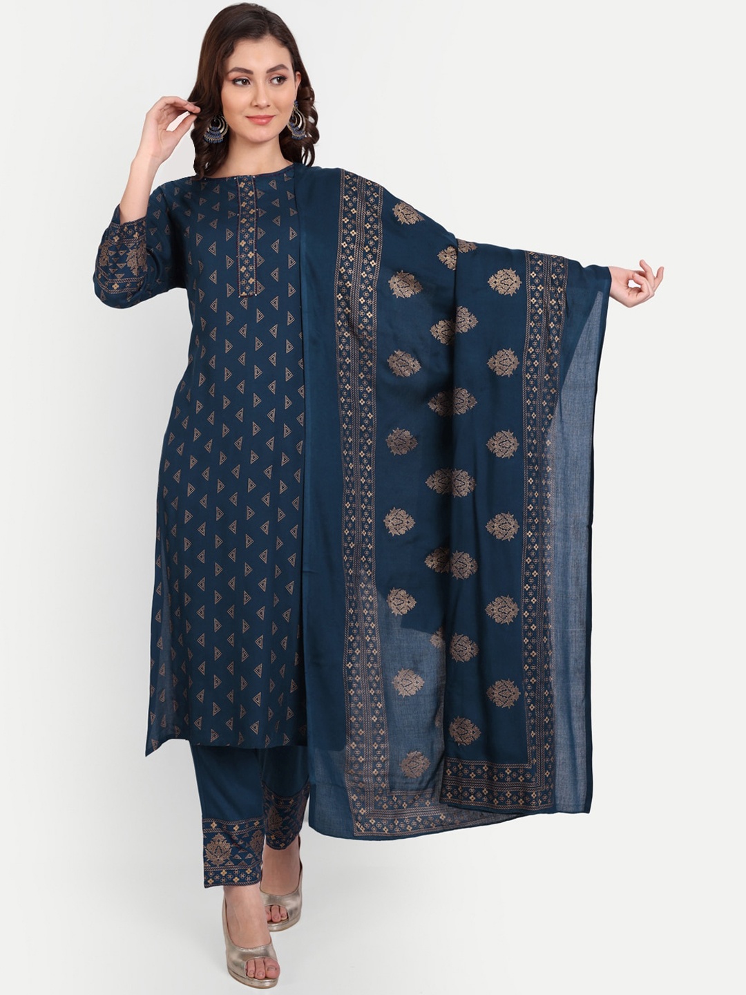 

Karagwals fab Printed Boat Neck Straight Kurta with Trousers & With Dupatta, Teal