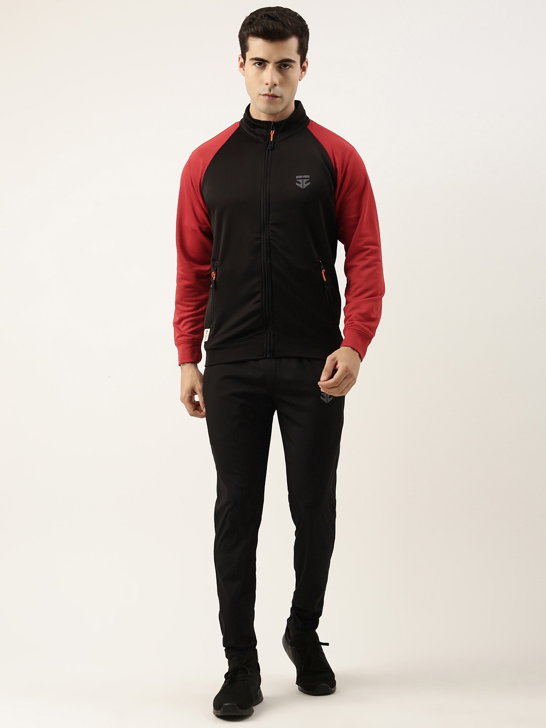 

Sports52 wear Men Training Tracksuit, Black