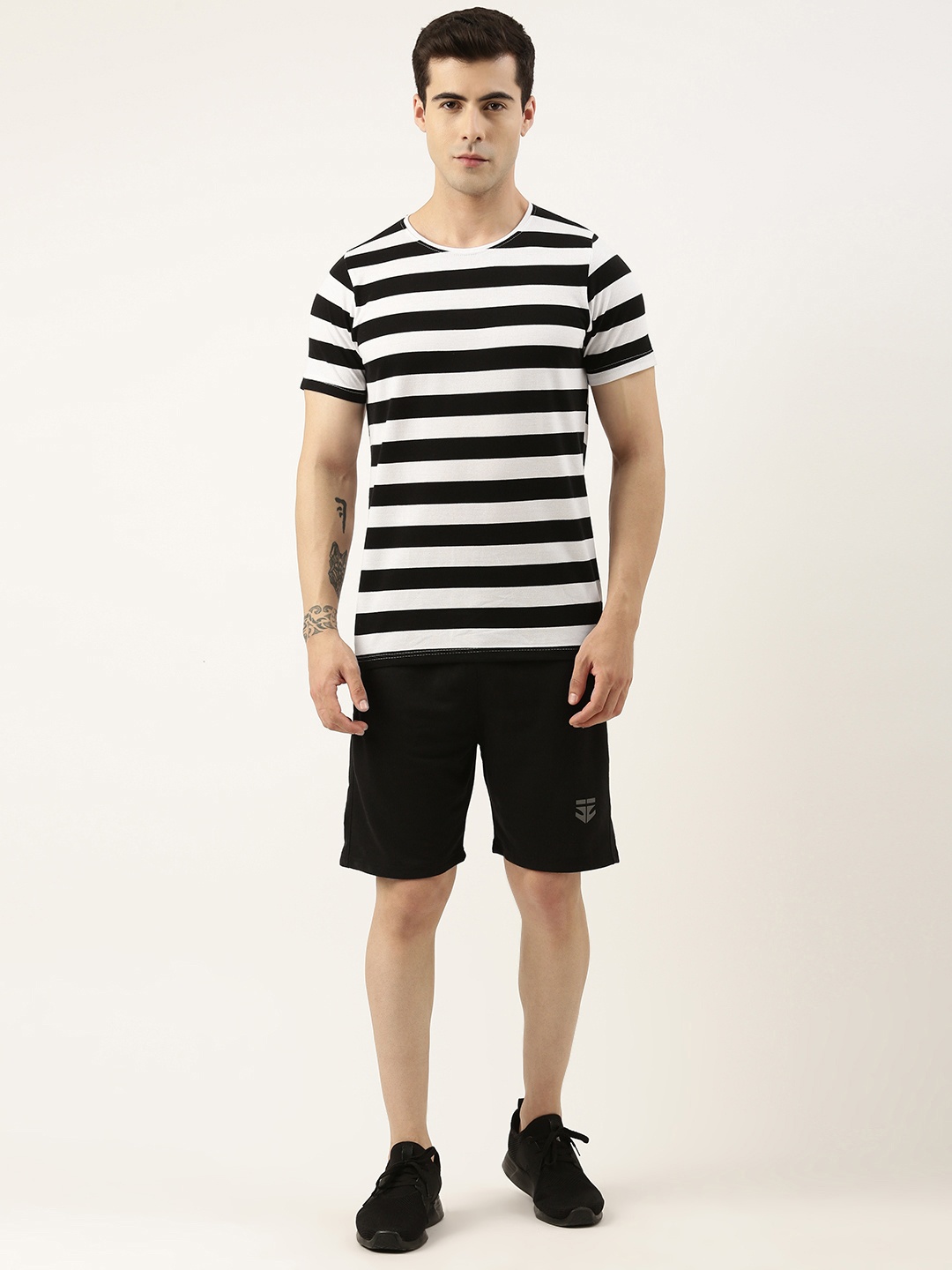 

Sports52 wear Men Sports Tracksuits, Black