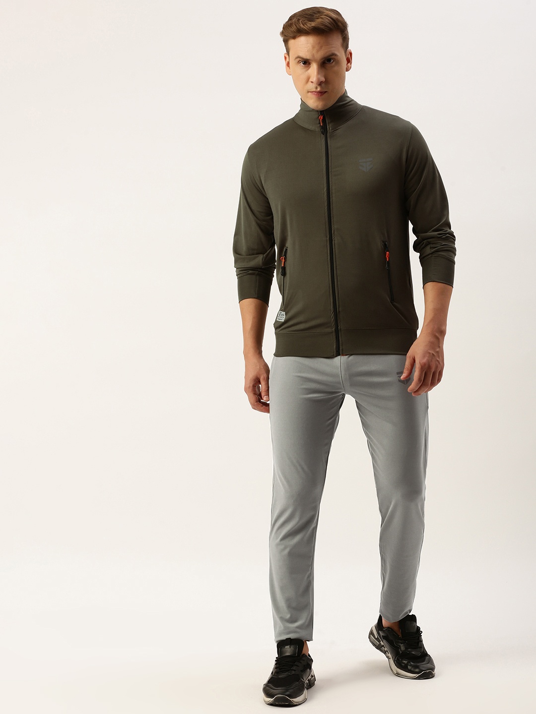 

Sports52 wear Men Brand Logo Minimal Printed Training Tracksuit, Charcoal