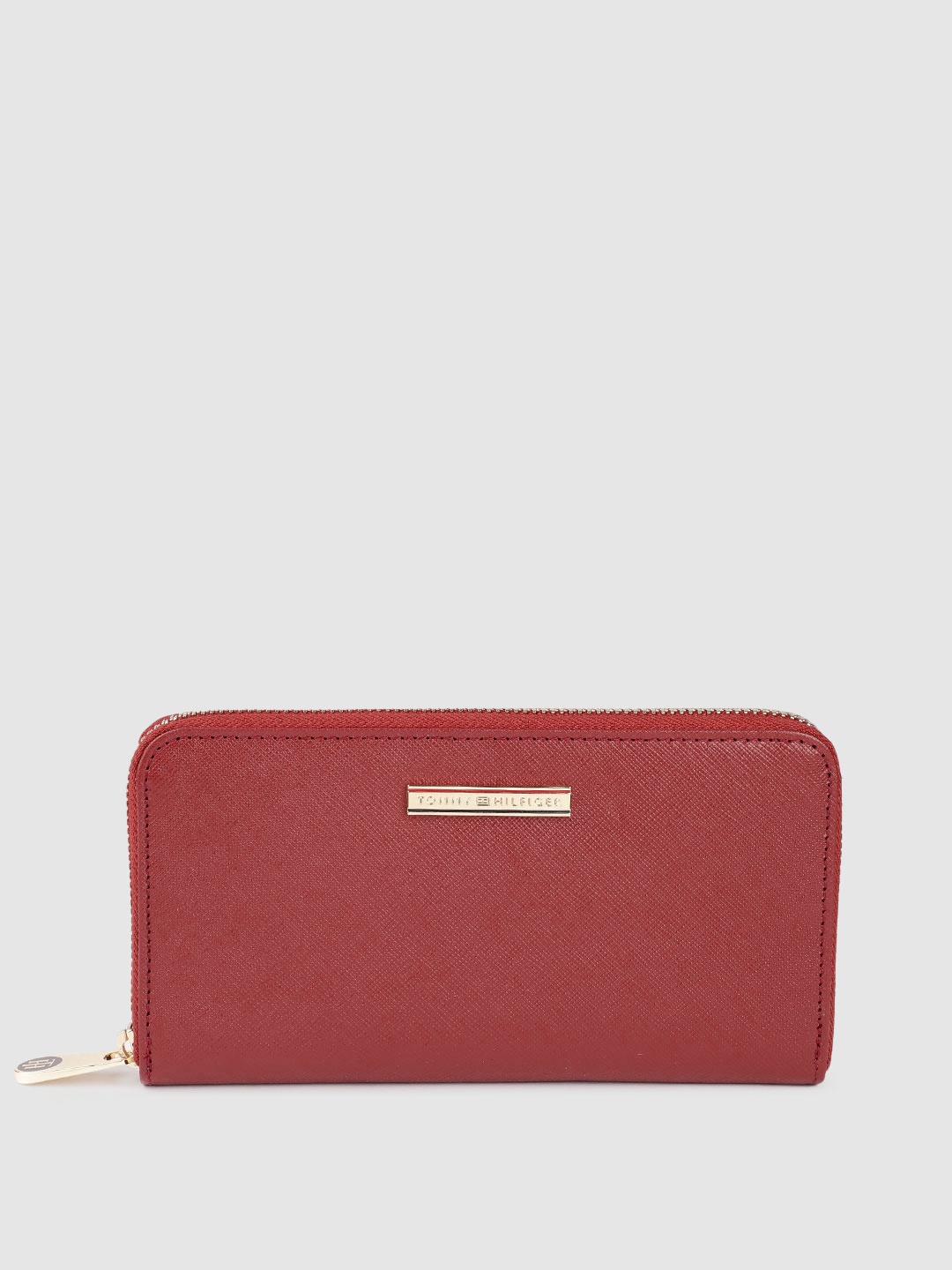 

Tommy Hilfiger Women Textured Leather Zip Around Wallet, Maroon