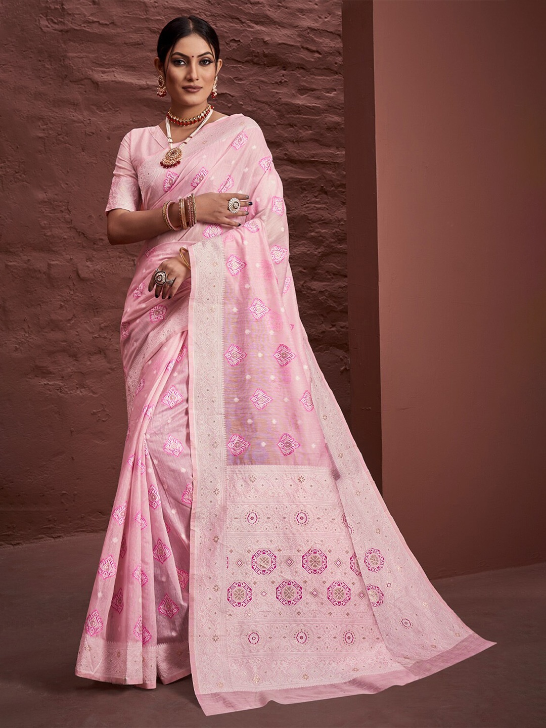 

SANGAM PRINTS Ethnic Motifs Woven Design Zari Saree, Pink
