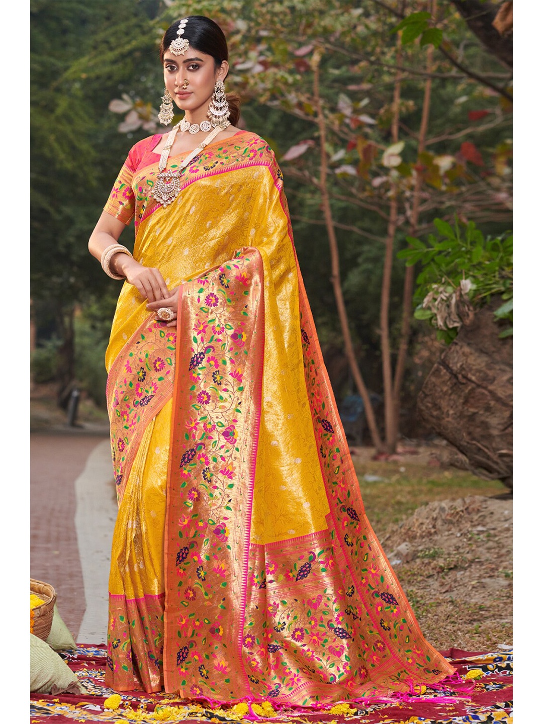 

SANGAM PRINTS Woven Design Zari Pure Silk Paithani Saree, Yellow