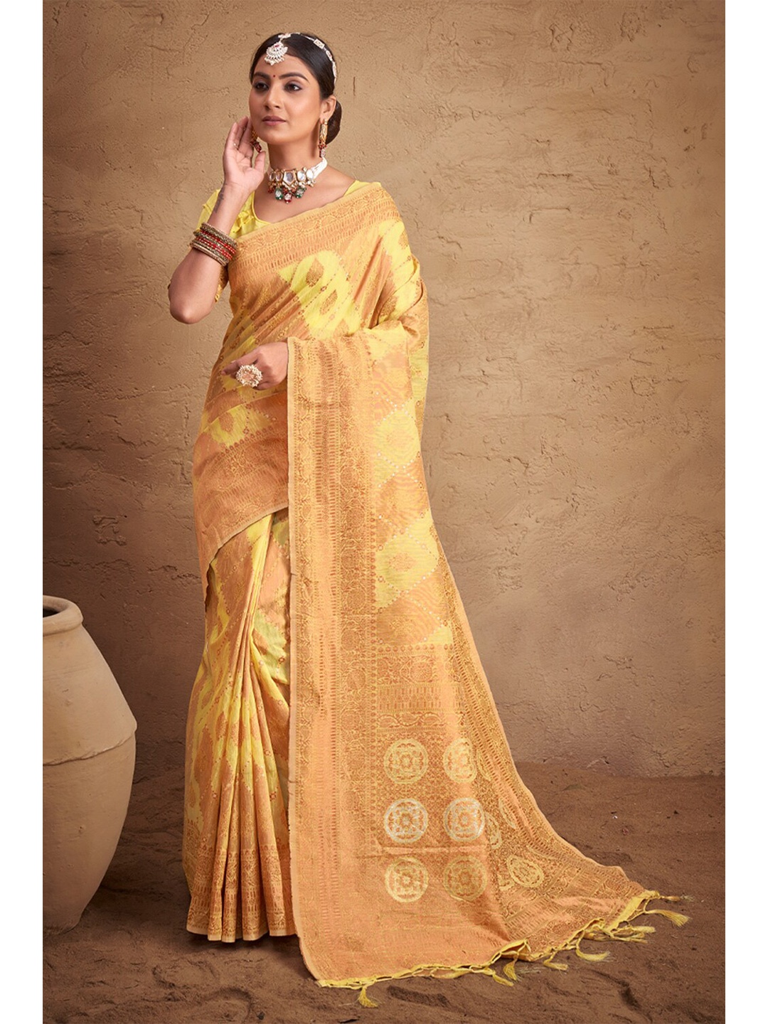

SANGAM PRINTS Ethnic Motifs Woven Design Zari Saree, Yellow