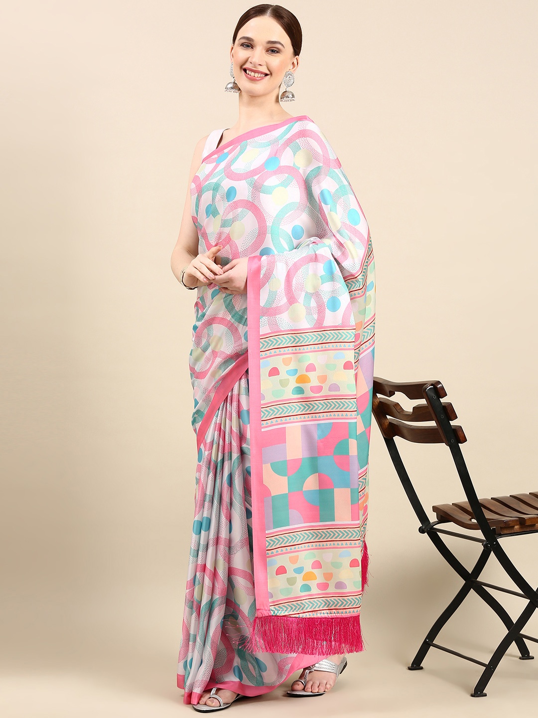 

VASTRANAND Abstract Satin Saree, Pink