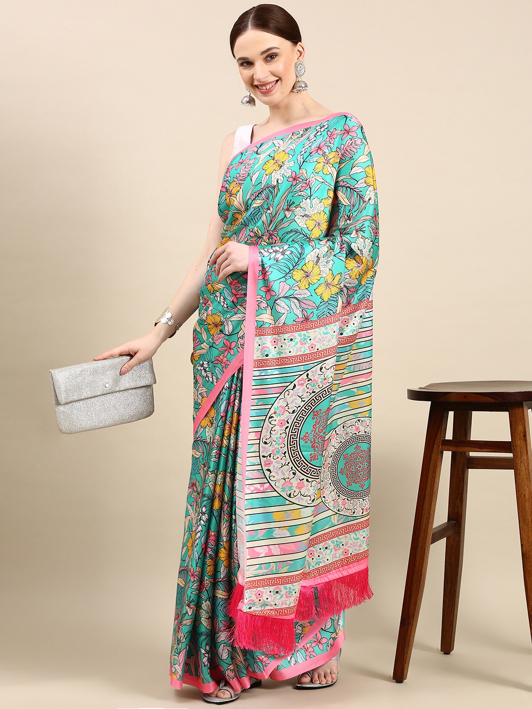 

VASTRANAND Floral Satin Saree, Teal