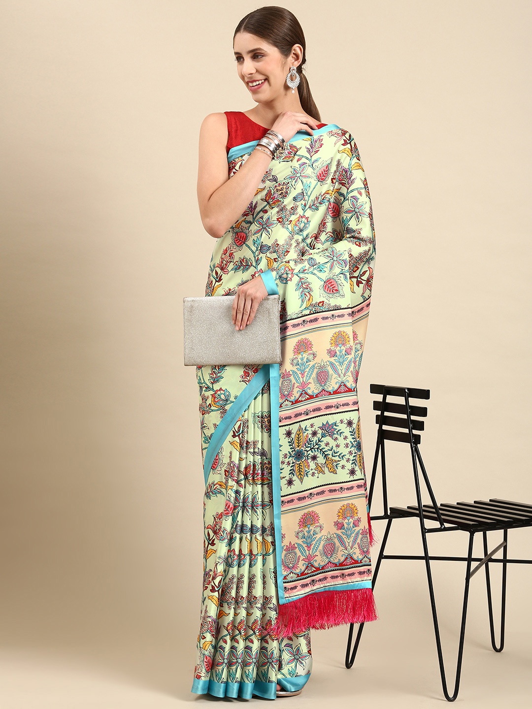

VASTRANAND Floral Satin Saree, Green