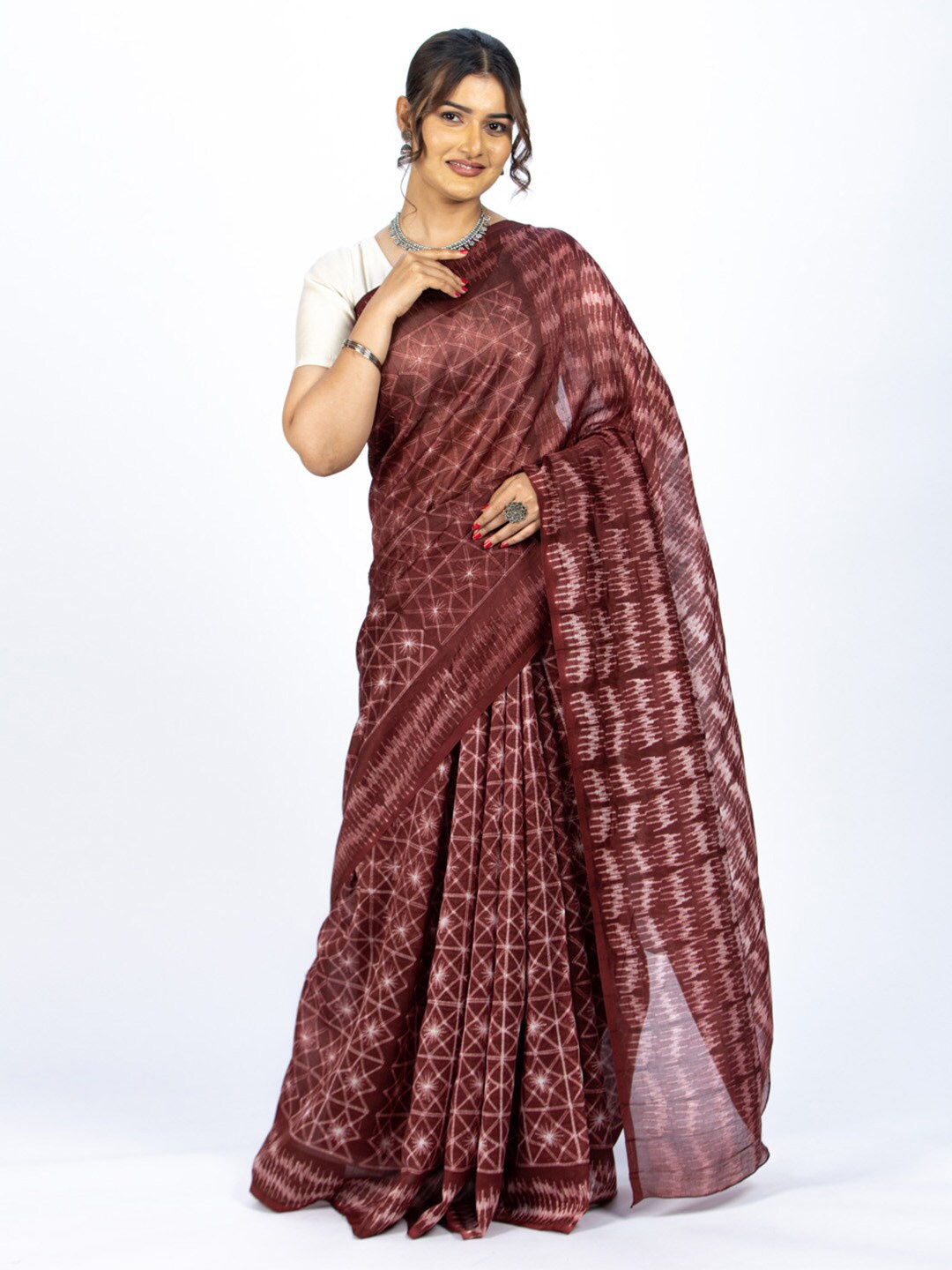 

ReshaWeaves Tie And Dyed Pure Silk Chanderi Saree, Maroon