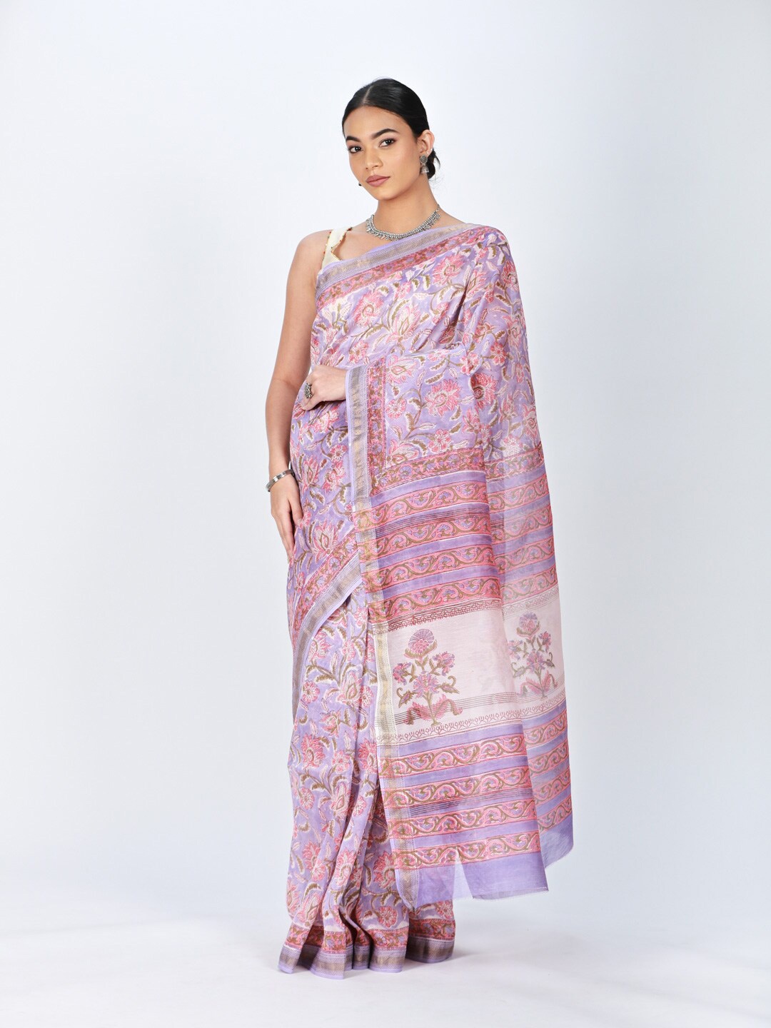 

ReshaWeaves Floral Zari Silk Cotton Block Print Saree, Purple