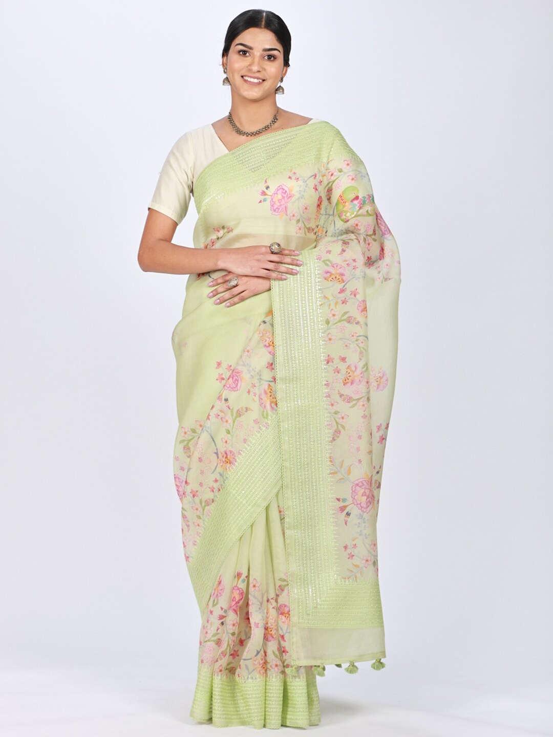 

ReshaWeaves Floral Embroidered Organza Saree, Green