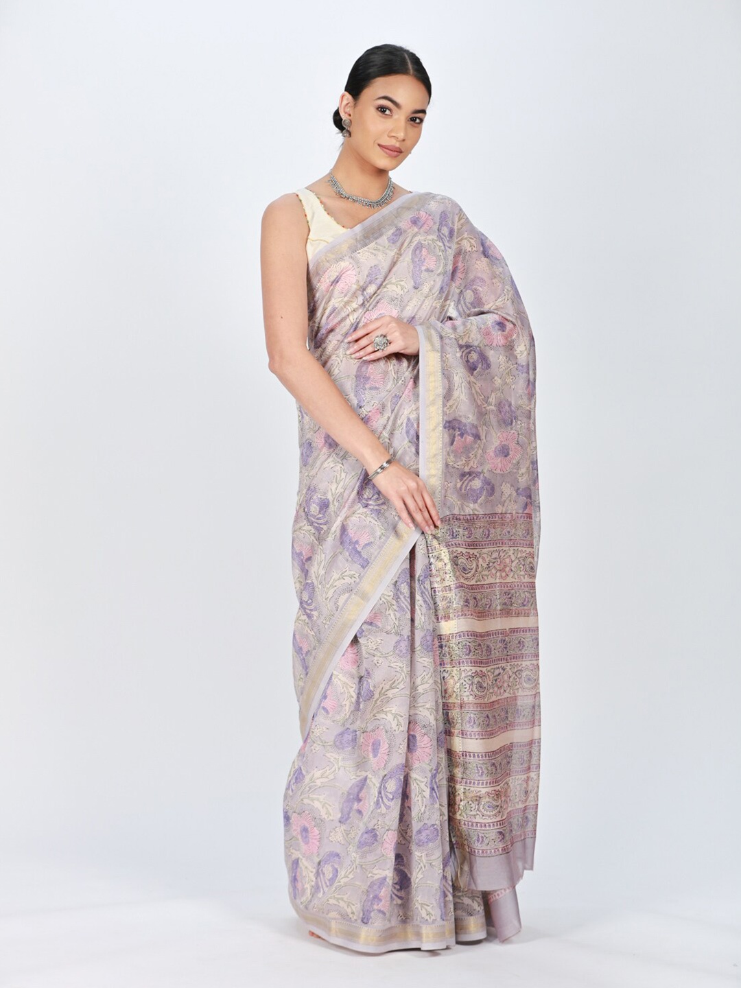 

ReshaWeaves Floral Silk Cotton Block Print Saree, Lavender