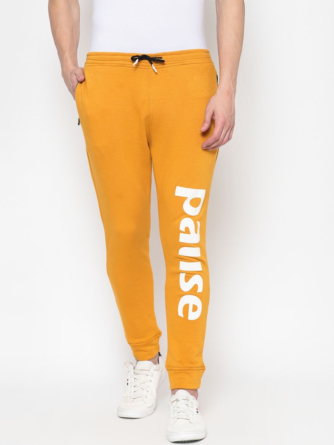 

PAUSE SPORT Men Mid-Rise Cotton Joggers, Mustard