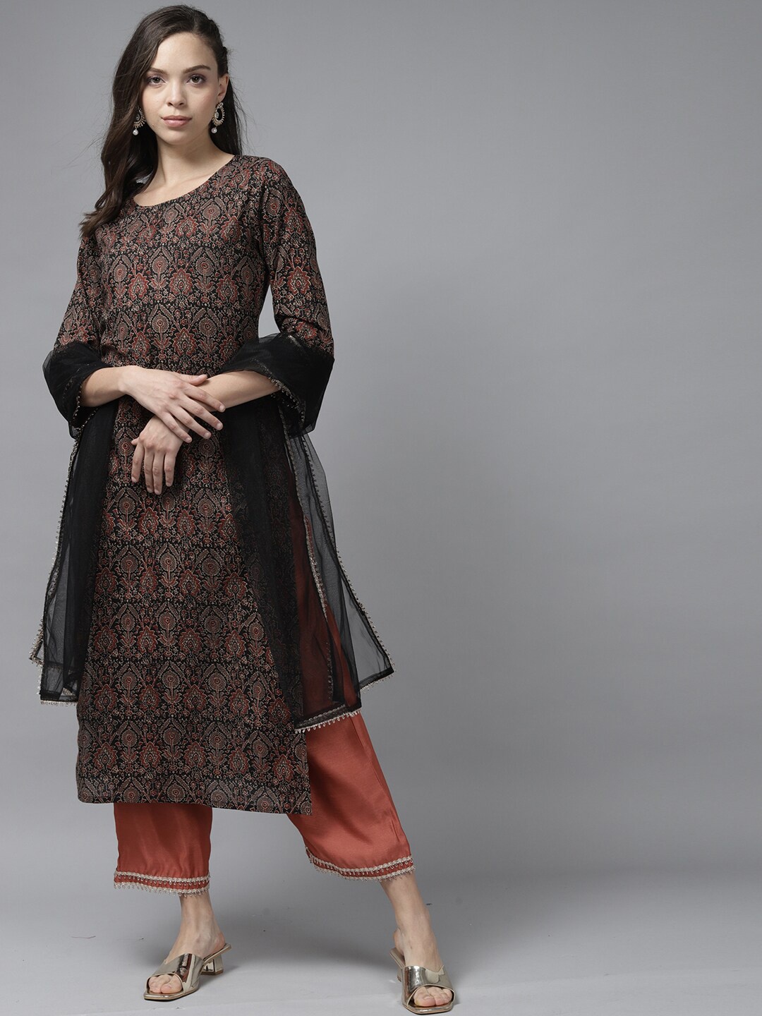 

Indo Era Floral Printed Gotta Patti Kurta With Palazzos & Dupatta, Black