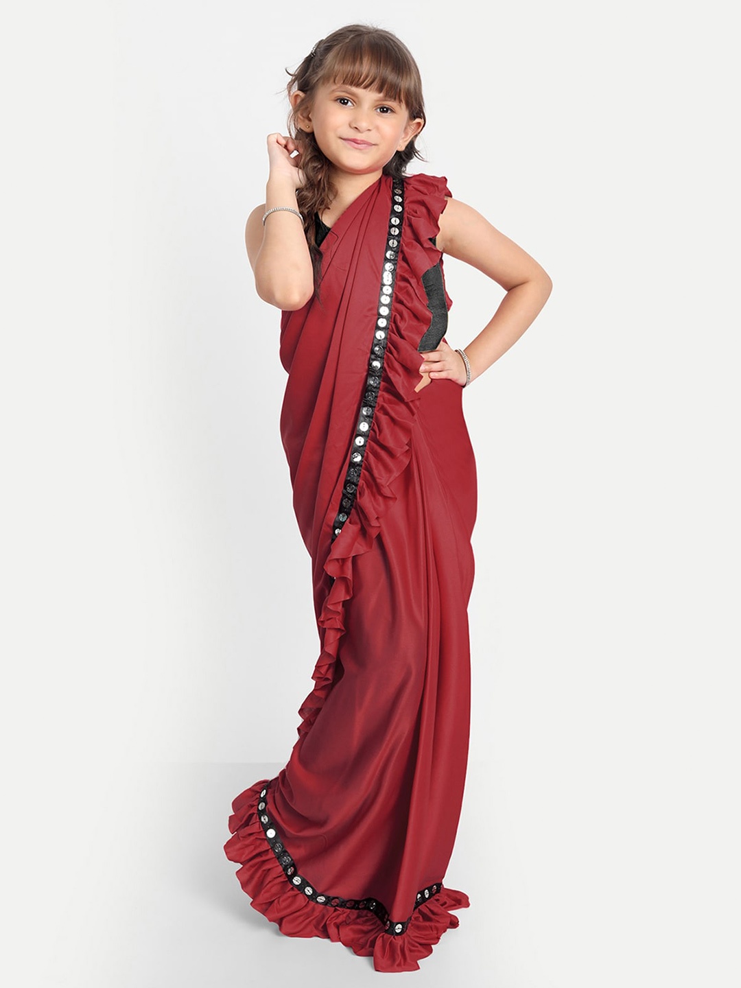 

LOOKS AND LIKES Girls Embellished Boarder Sequinned Ruffles Saree, Maroon