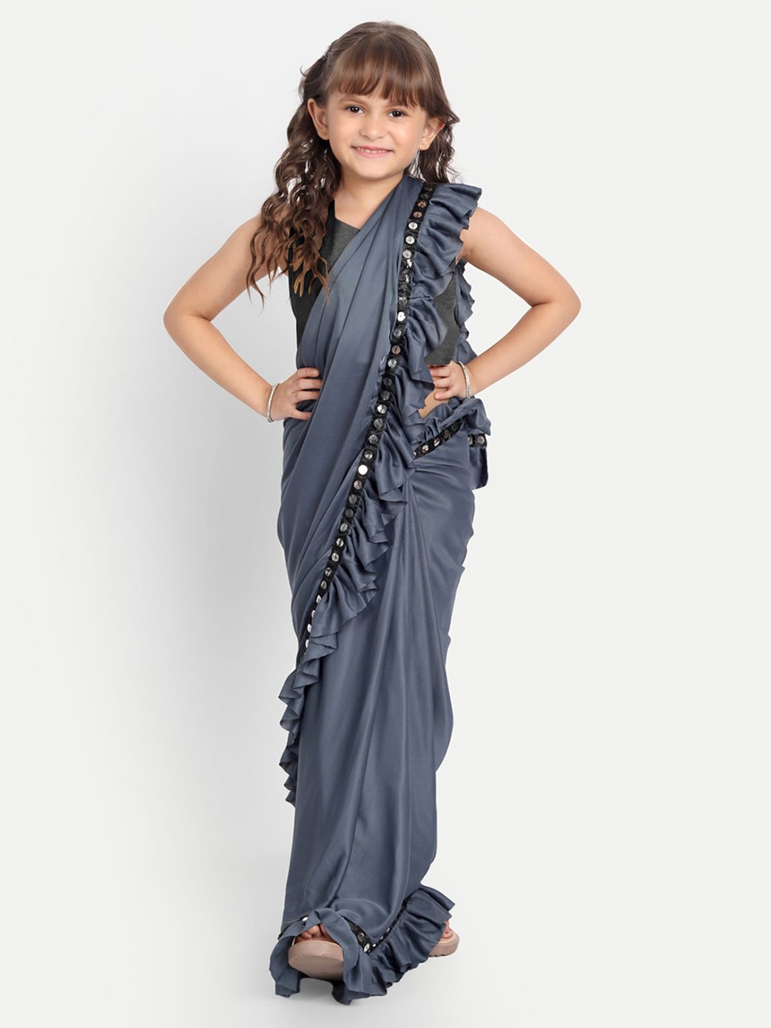 

LOOKS AND LIKES Embellished Sequinned Saree, Grey