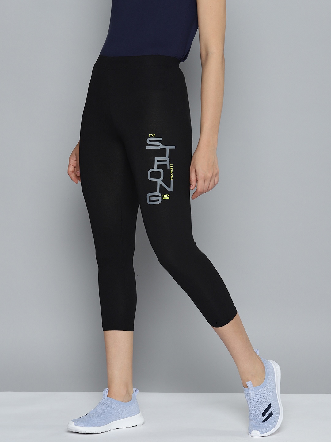 

HRX by Hrithik Roshan Women Printed Detail Slim Fit 3/4th Training Tights, Black