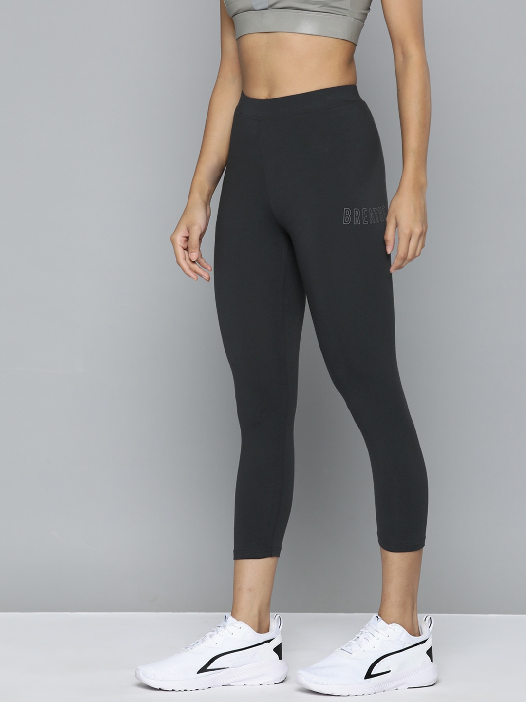 

HRX by Hrithik Roshan Women 3/4th Lifestyle Tights, Charcoal