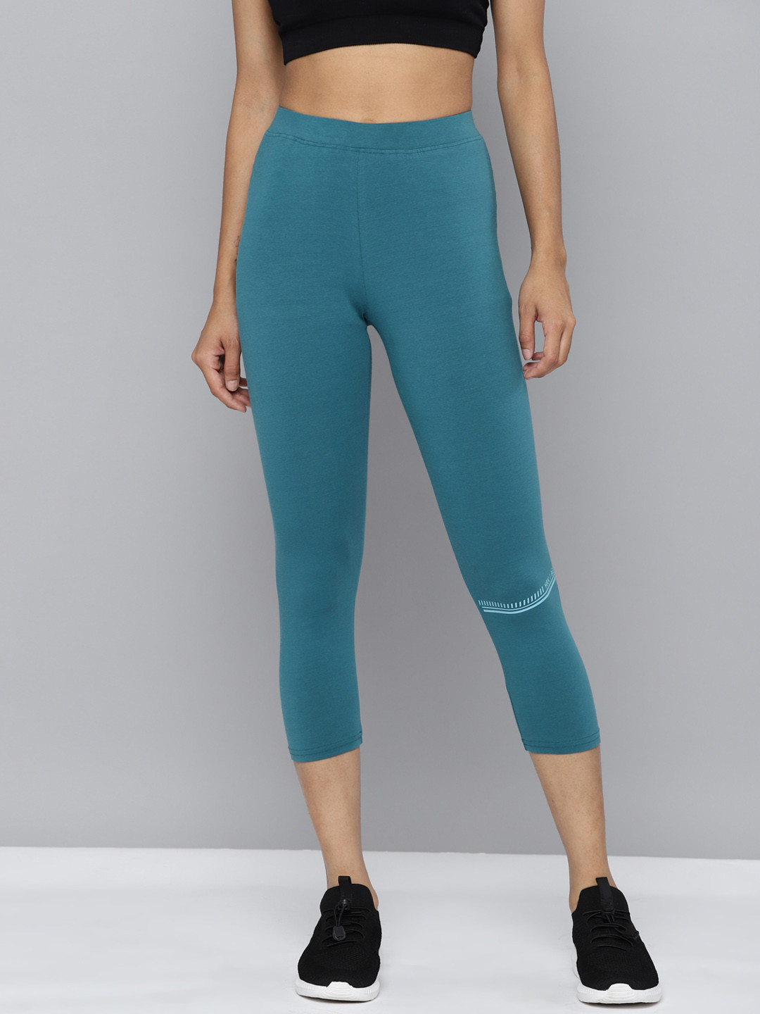 

HRX by Hrithik Roshan Women 3/4th Length Lifestyle Tights, Blue