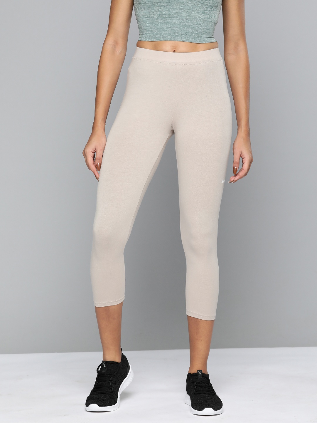 

HRX by Hrithik Roshan Women Three-Fourth High Rise Lifestyle Tights, Cream
