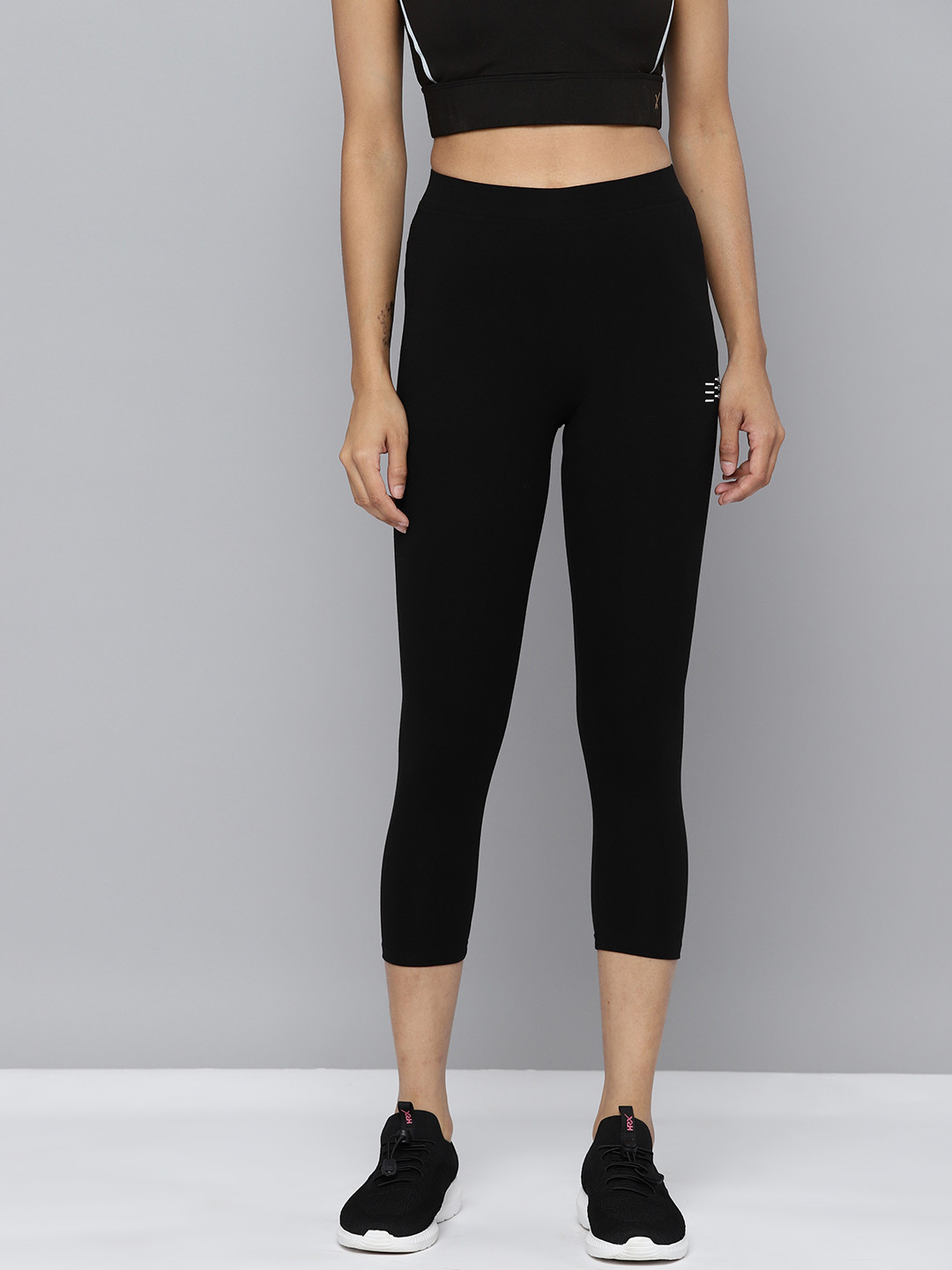 

HRX by Hrithik Roshan Women 3/4th Length Lifestyle Tights, Black