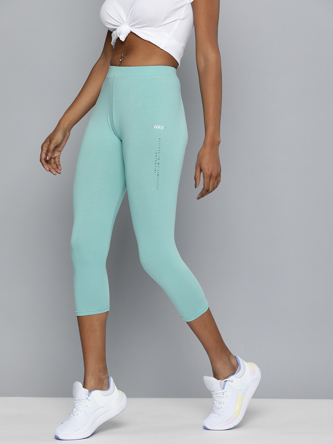 

HRX by Hrithik Roshan Women Printed Mid-Rise Cropped Yoga Tights, Sea green