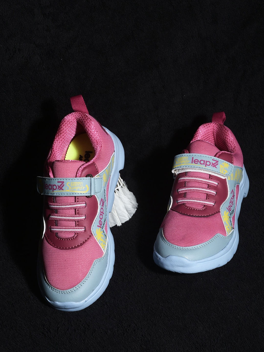 

Liberty Kids Mesh Running Non-Marking Shoes, Pink
