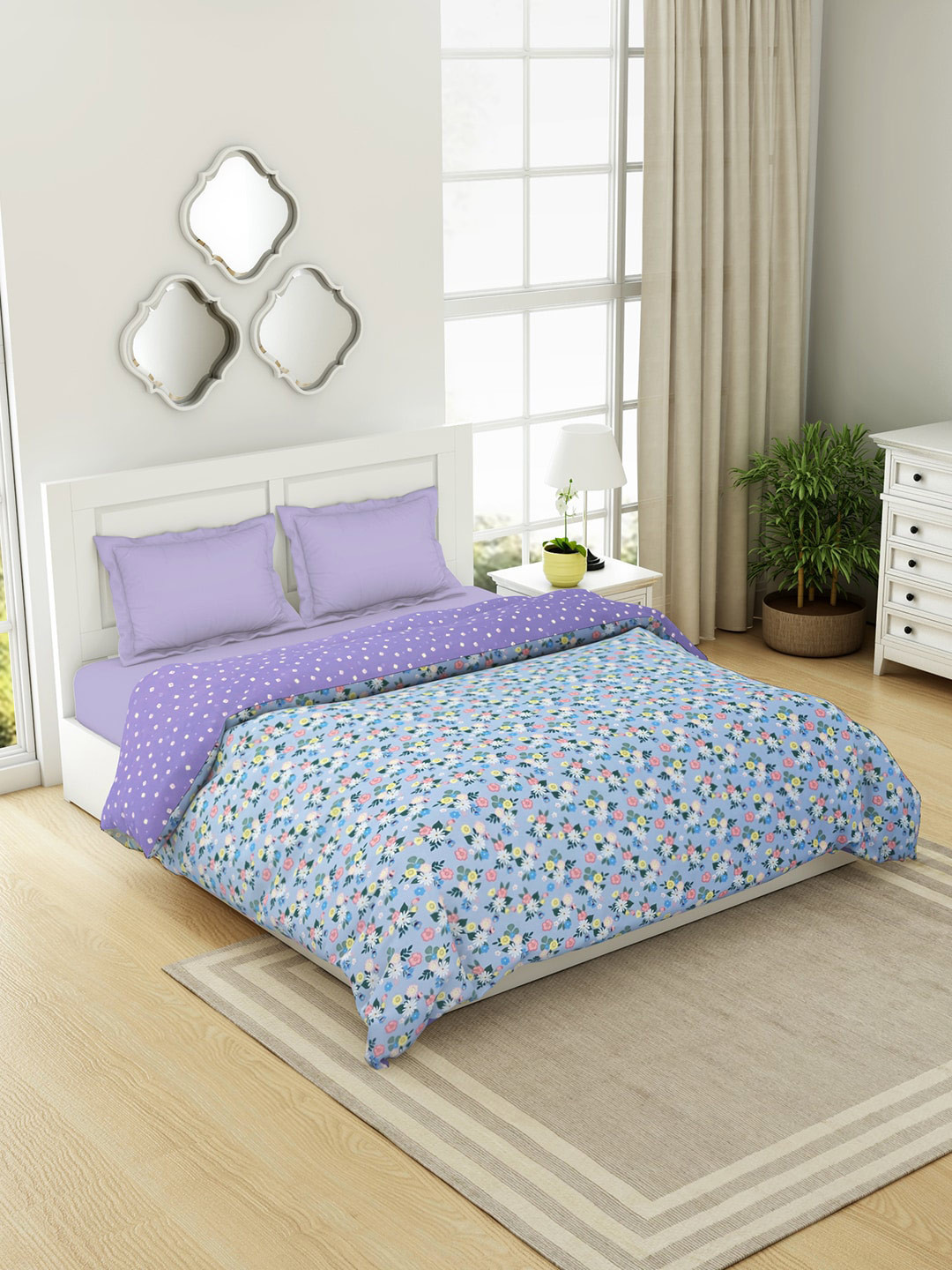 

Welspun Blue & White Floral Microfiber AC Room 150 GSM Double Bed Dohar