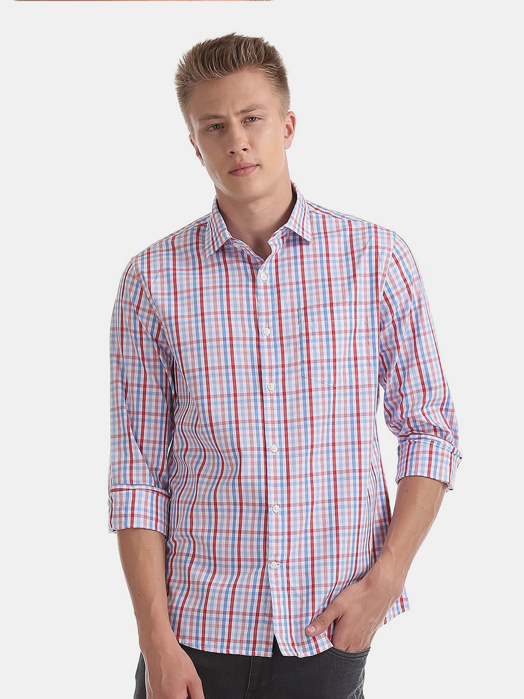 

V-Mart Classic Spread Collar Checked Cotton Casual Shirt, Red