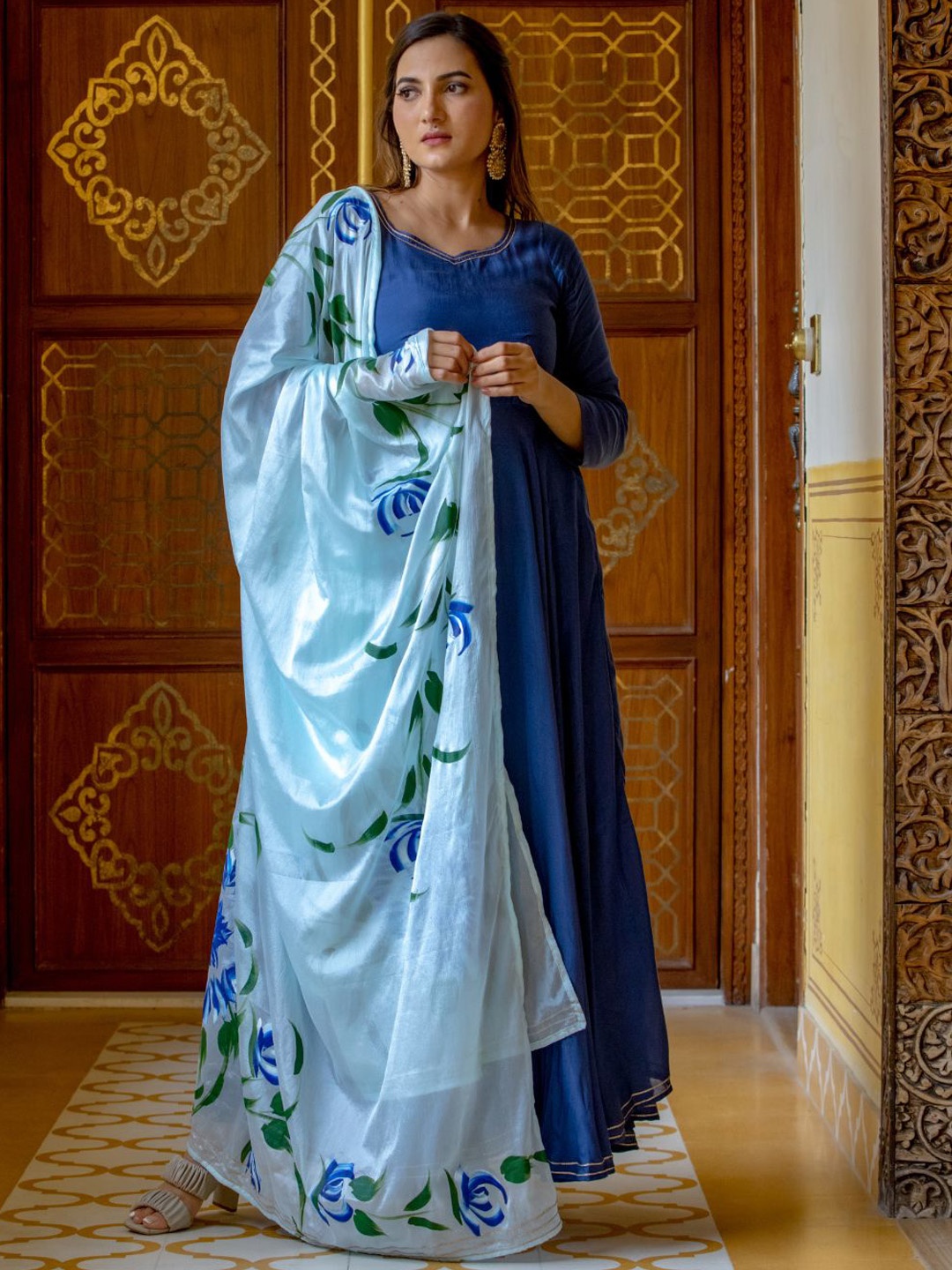 

HOUSE OF JAMOTI Women Blue Handloom Kurta