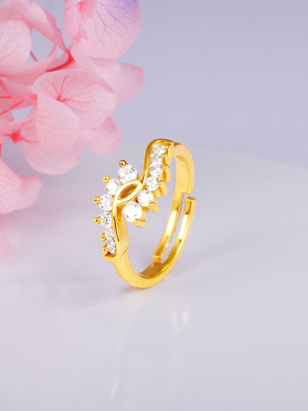 

GIVA 925 Sterling Silver Gold-Plated CZ-Studded Adjustable Finger Ring