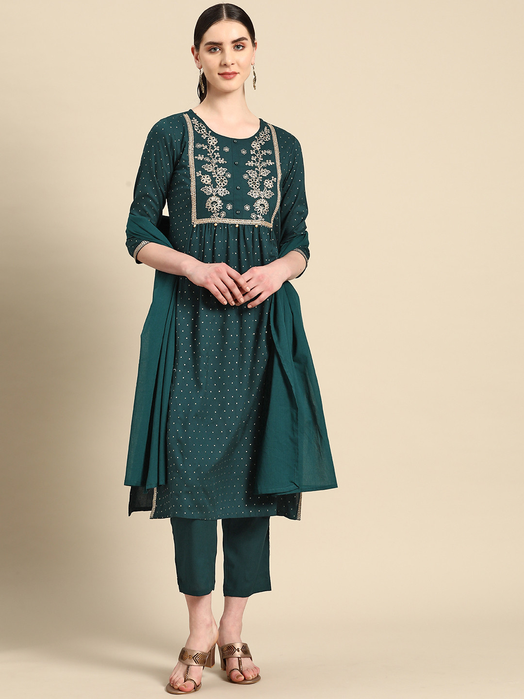 

INDYES Yoke Design Thread Work Kurta With Trousers & Dupatta, Green