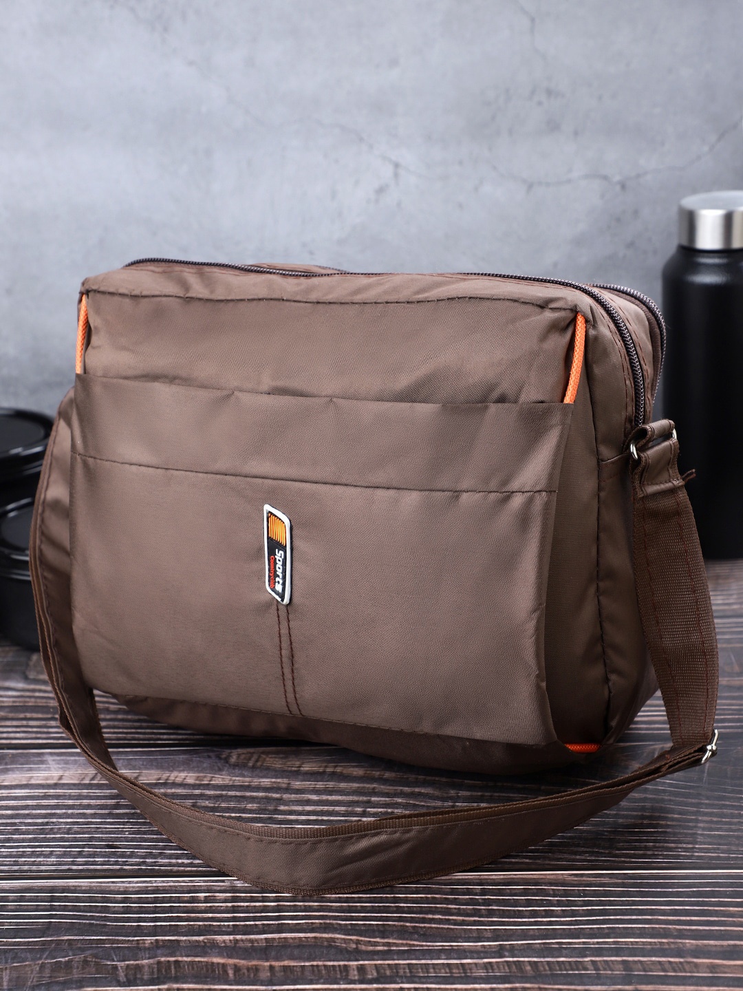 

Bag Pepper Two External Pockets Cotton Structured Shoulder Bag, Tan