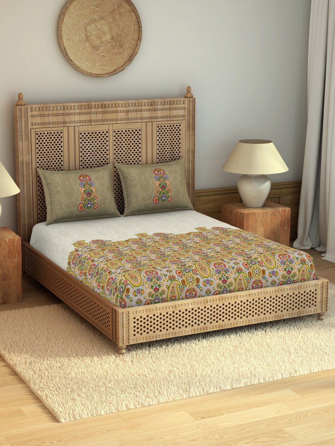 

SPACES Debjani Beige & Grey 210 TC Flat Cotton King Bedsheet with 2 Pillow Covers