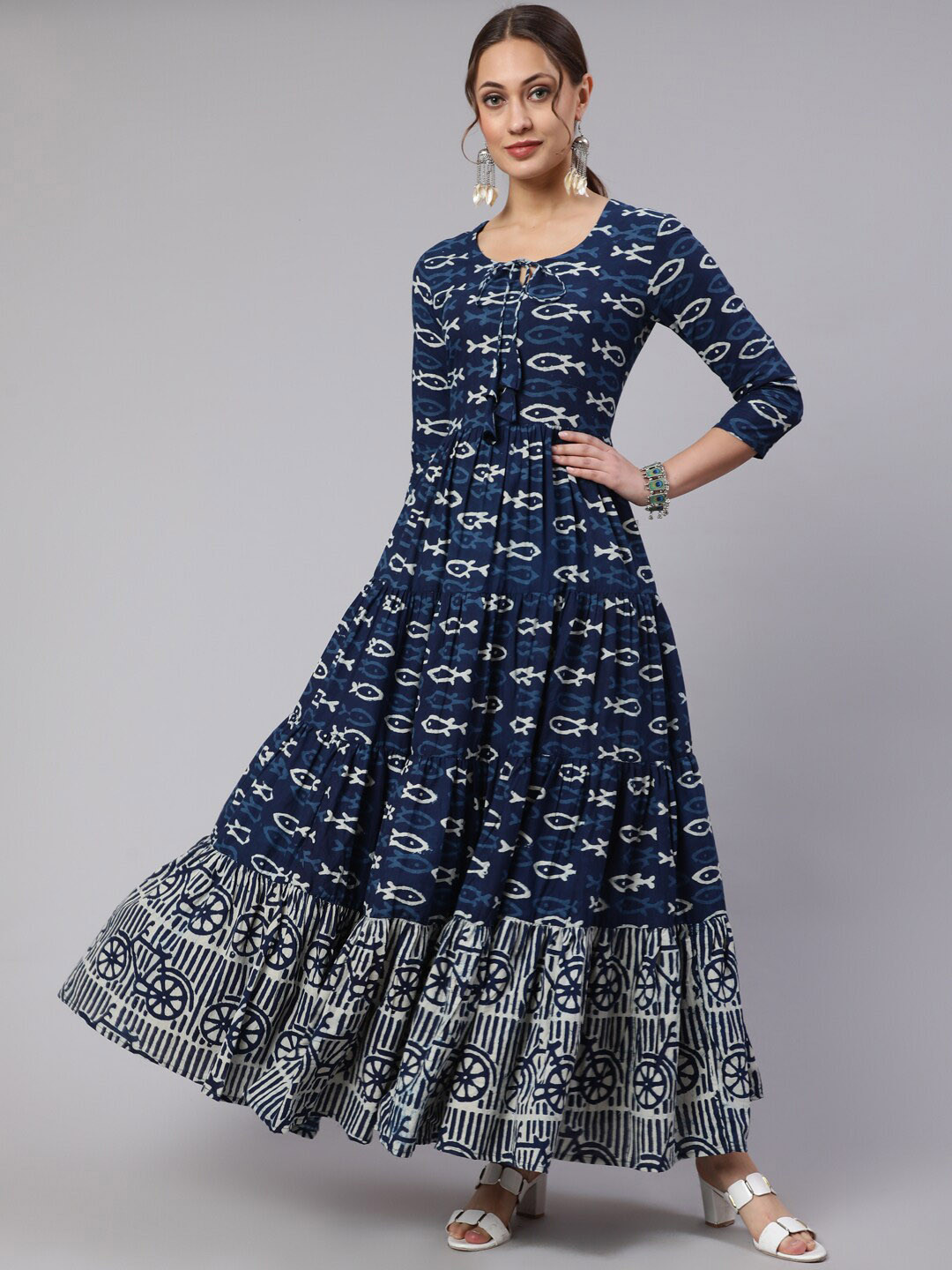 

GLAM ROOTS Ethnic Motifs Printed Pure Cotton Anarkali Kurta, Blue