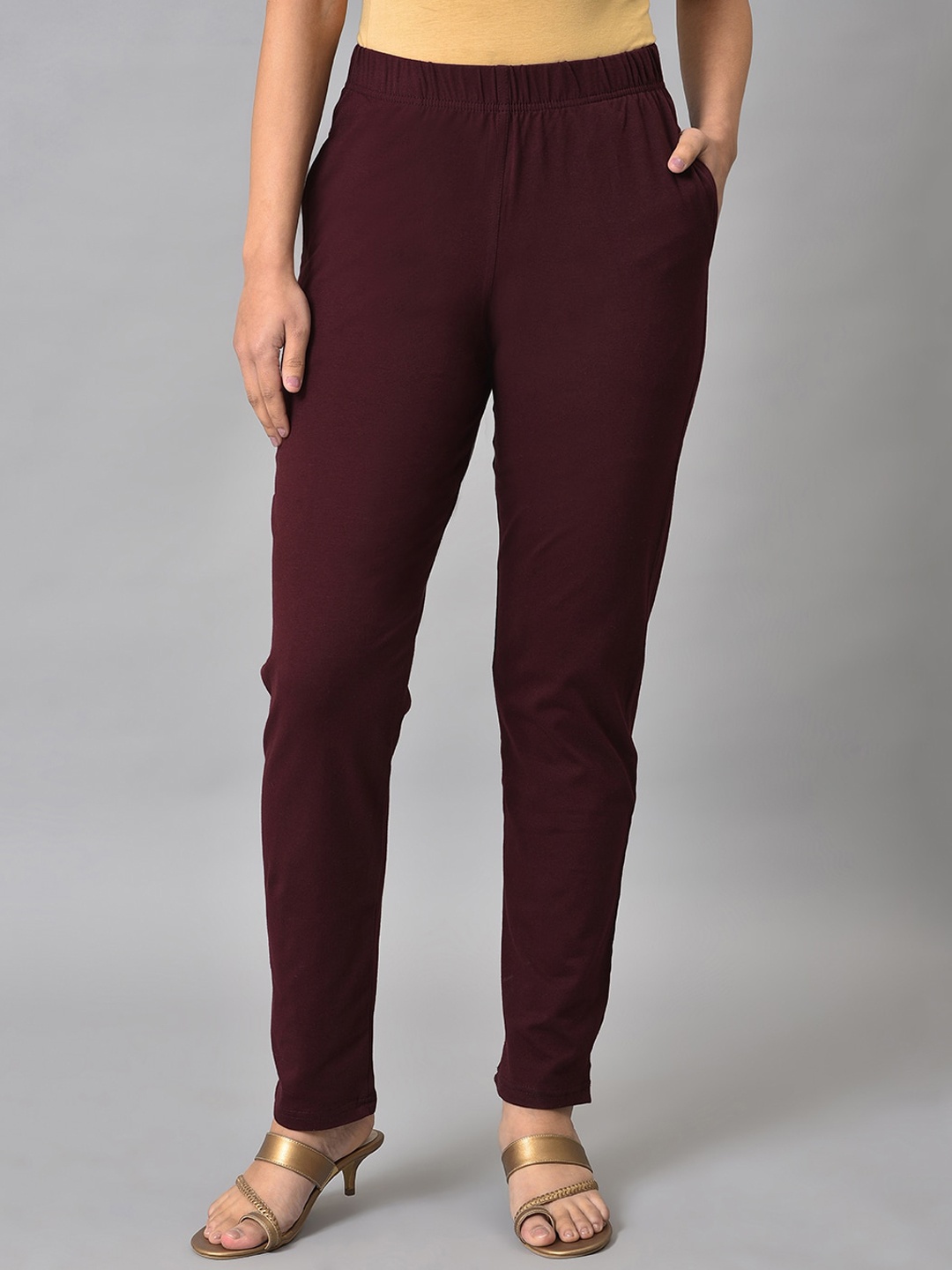 

elleven Women Cotton Regular Fit Trousers, Maroon
