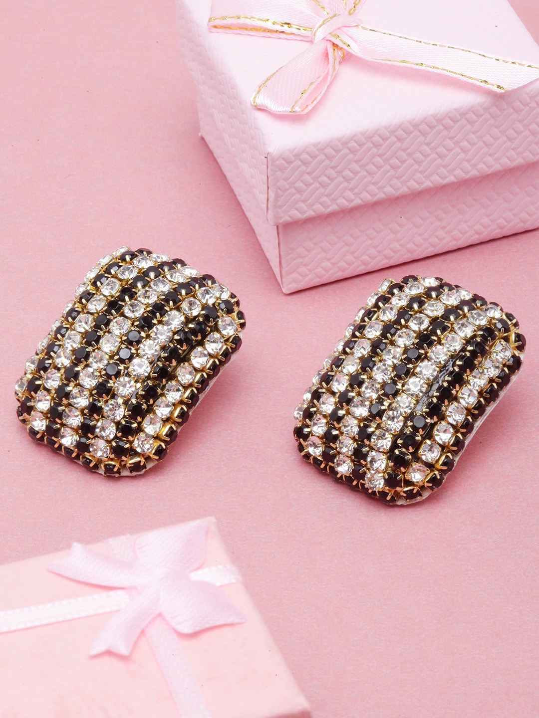

DressBerry Gold Plated Contemporary Studs Earrings