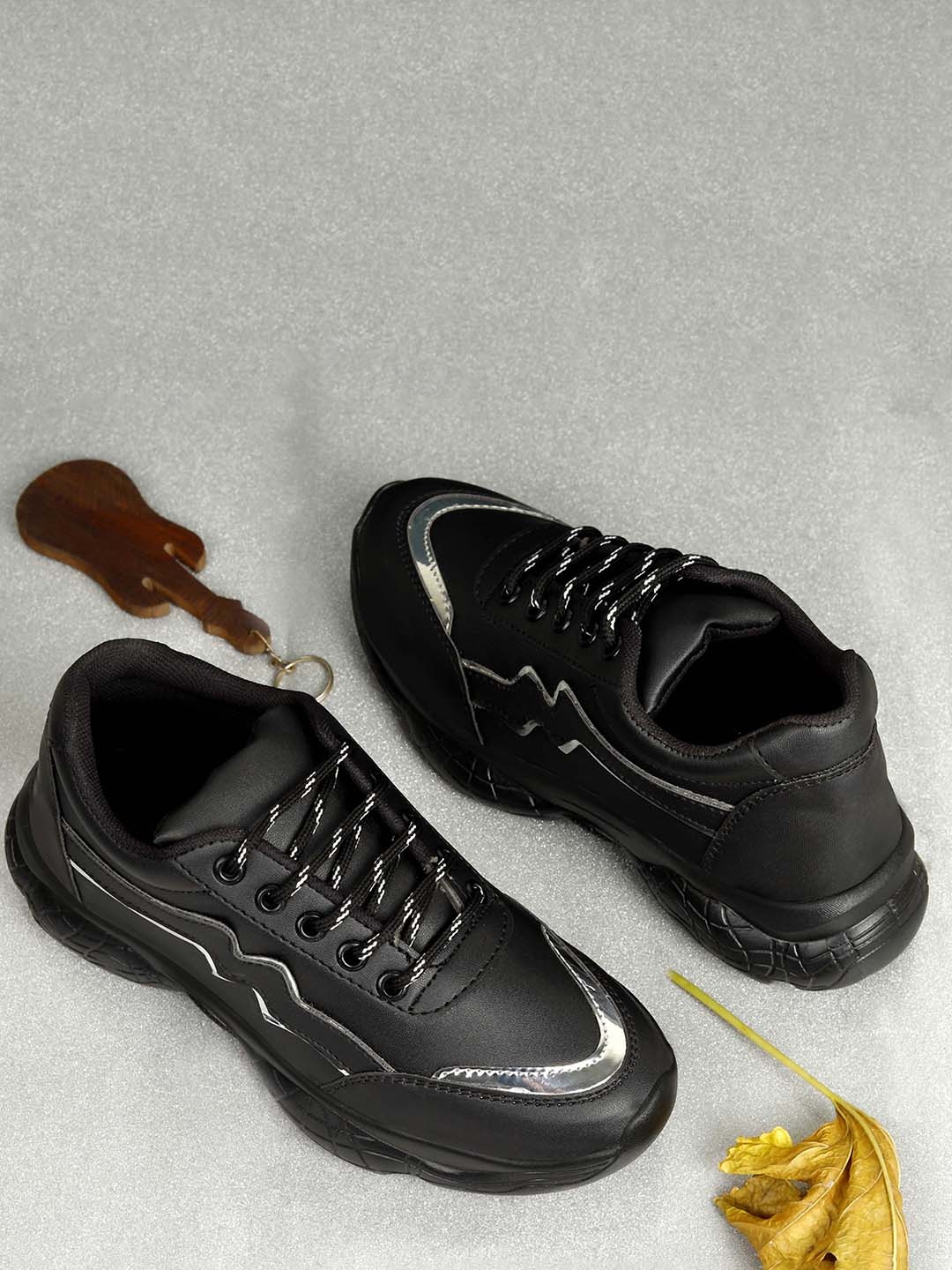 

FOUR STAR TRUCK SALES Women Waterproof Lining Lace-Up Sneakers, Black