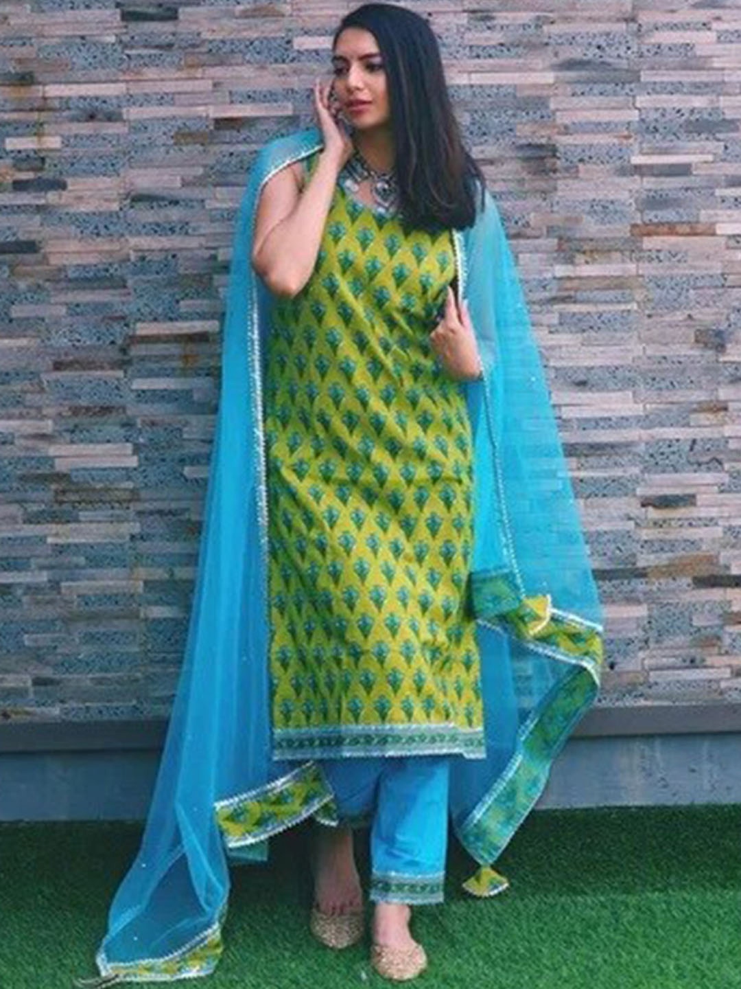 

Pomcha Floral Printed Pure Cotton Kurta with Trousers & Dupatta, Green