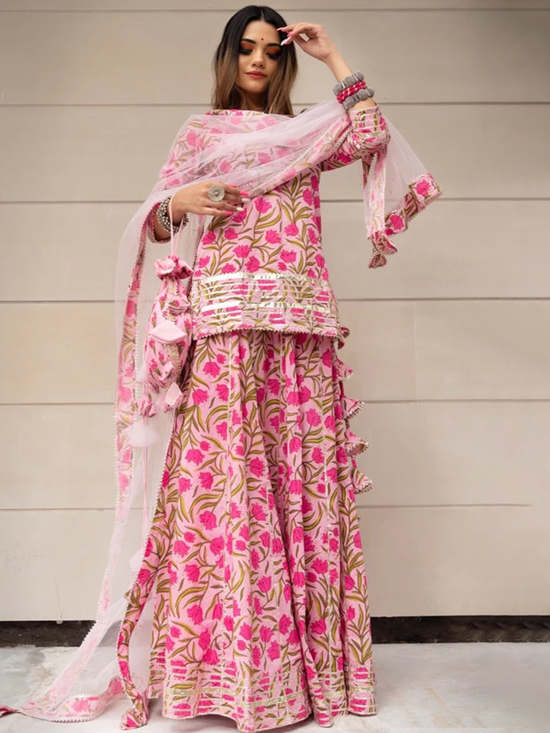 

Pomcha Women Pink Floral Printed Gotta Patti Kurta with Skirt & With Dupatta