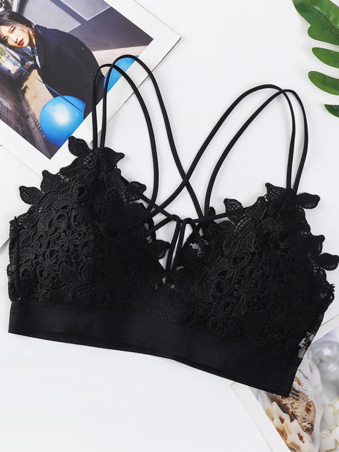 

FIMBUL Self Design Lightly Padded Seamless Non-Wired Bralette Bra, Black