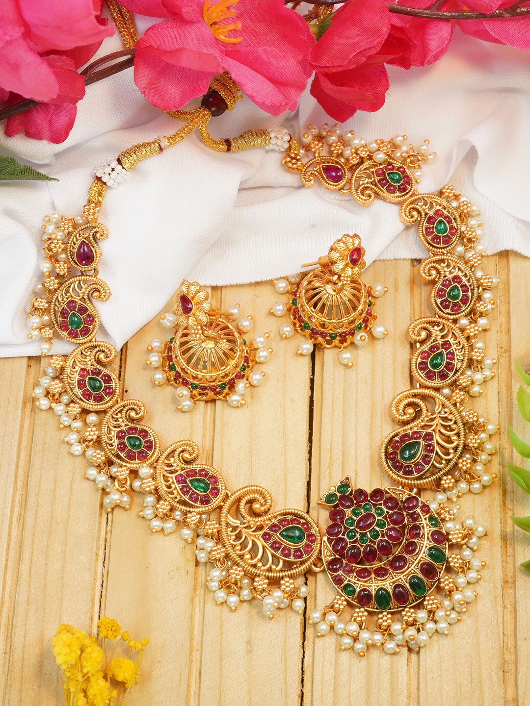 

GRIIHAM Gold-Plated AD Stone Studded & Beaded Antique Jewellery Set, Red