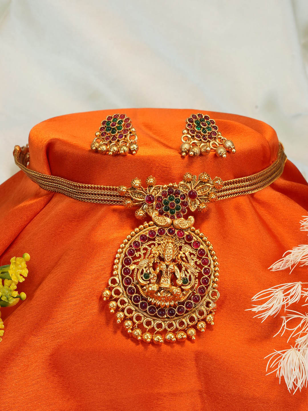 

GRIIHAM Gold-Plated AD-Studded Jewellery Set, Red