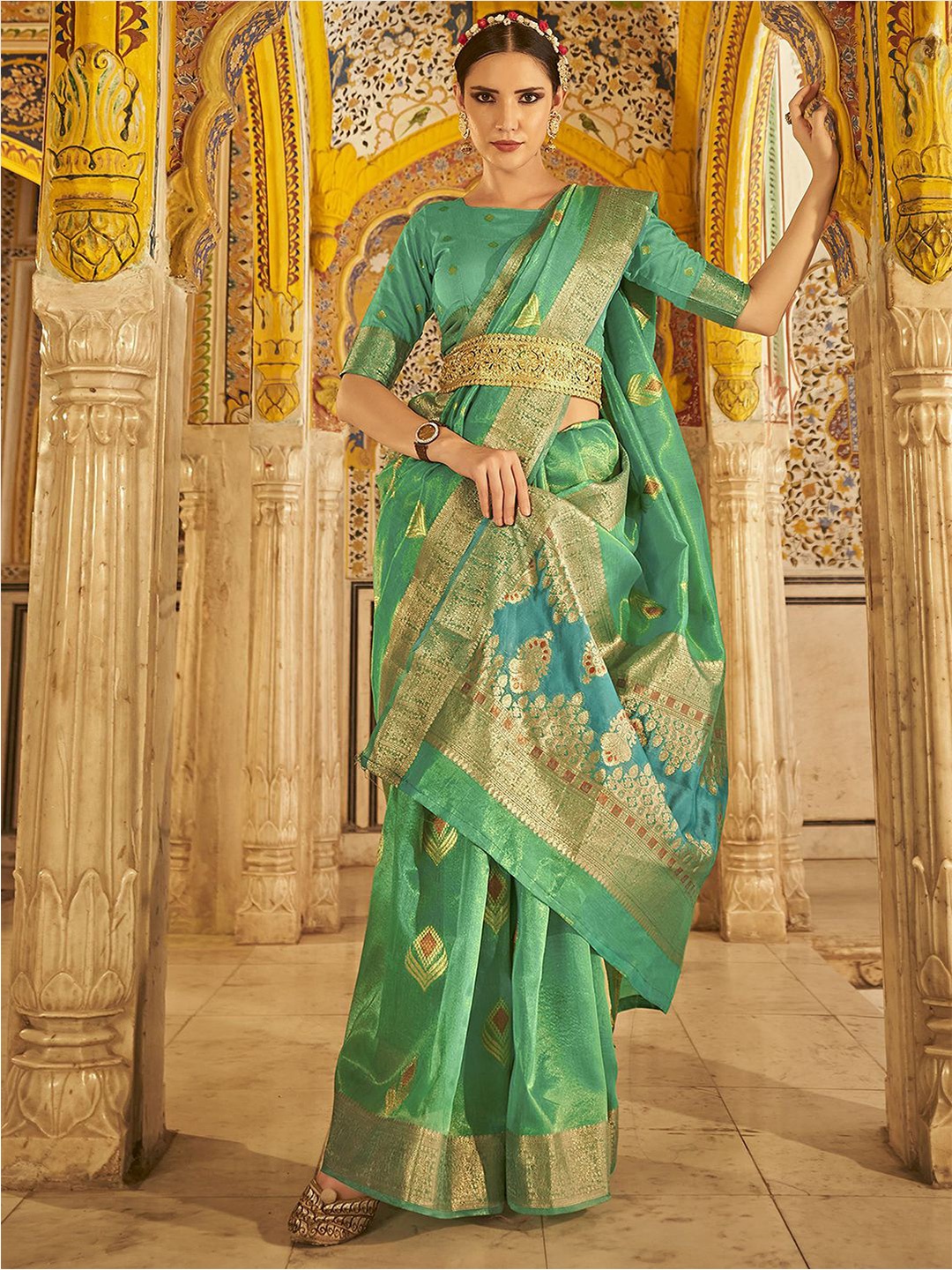 

Satrani Ethnic Motifs Woven Design Zari Silk Cotton Banarasi Saree, Green