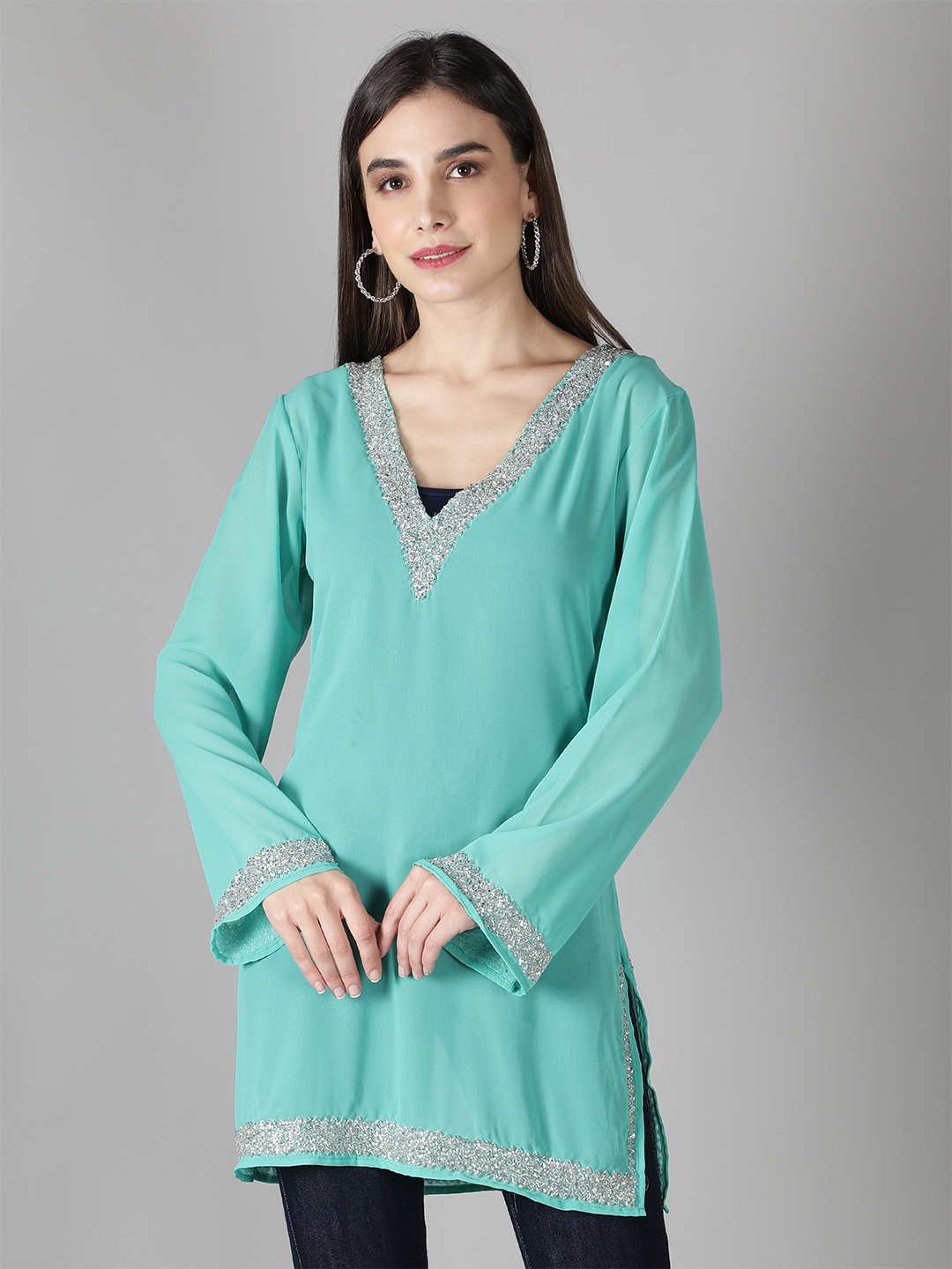 

DEBONATELLA V-Neck Flared Sleeves Kurti, Sea green