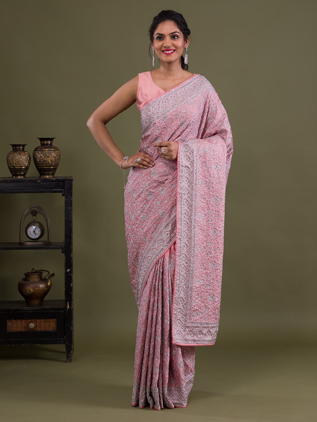 

Koskii Embellished Beads and Stones Saree, Pink